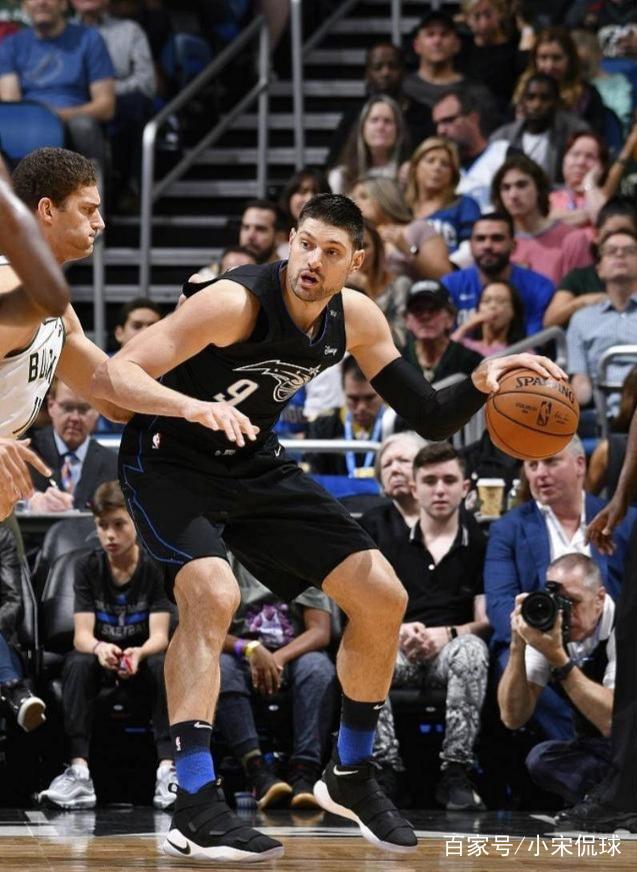 我们讨论了 我们讨论了